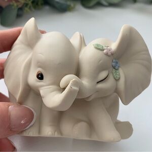 New In Box Home Interiors Elephant Pair